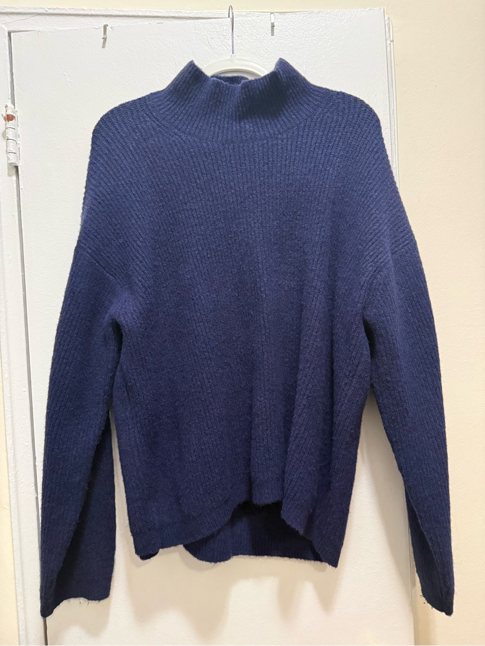 Uniqlo Oversized Navy Mock-Turtleneck Ribbed Knit Sweater